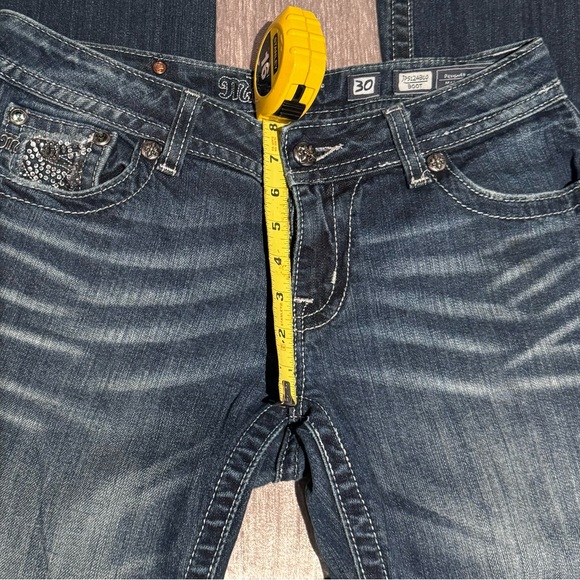 Miss Me Jeans size 30x32 Crystal yoke & flap pockets, boot cut, whisker fading. - Picture 5 of 9